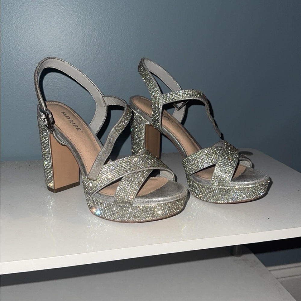 Maripe Silver Glitter Heels